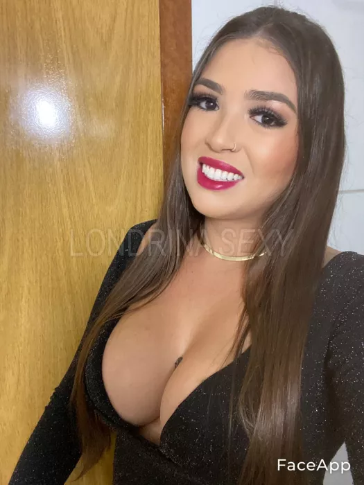 Carol Santos 27857